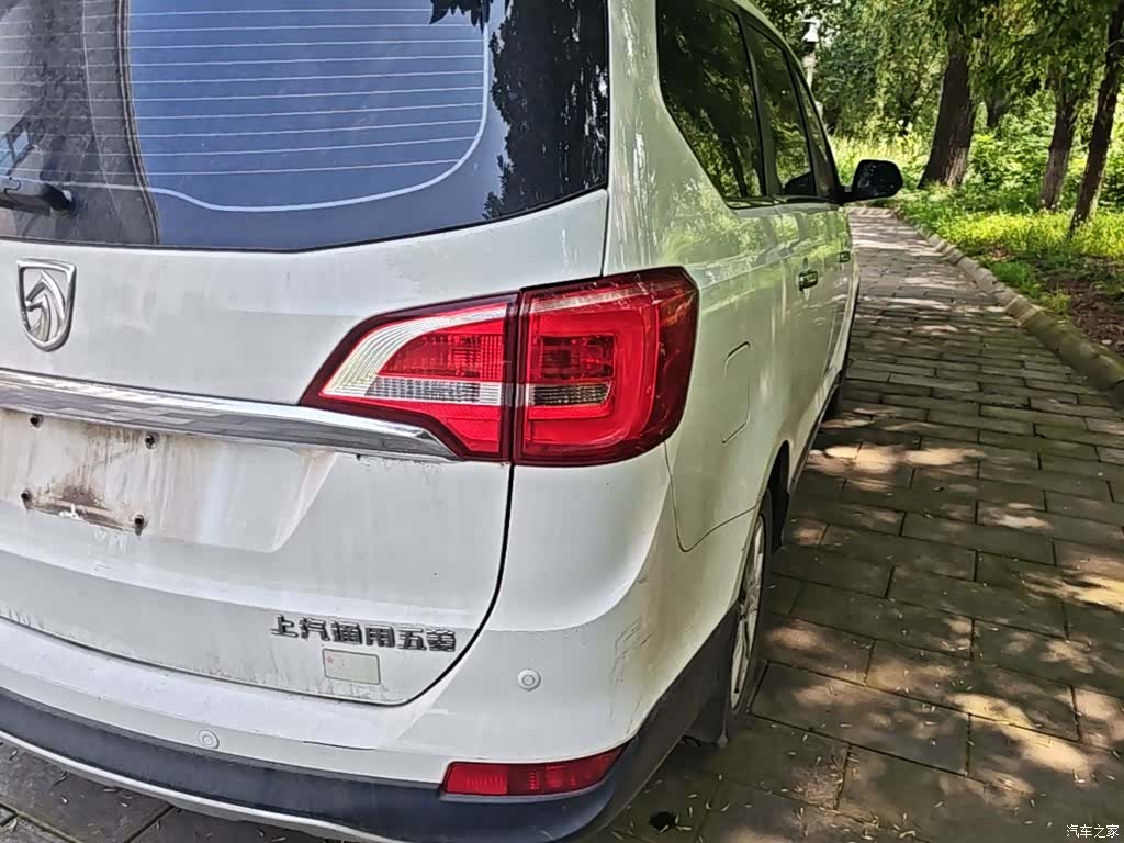 Wuling 730, 2017 8