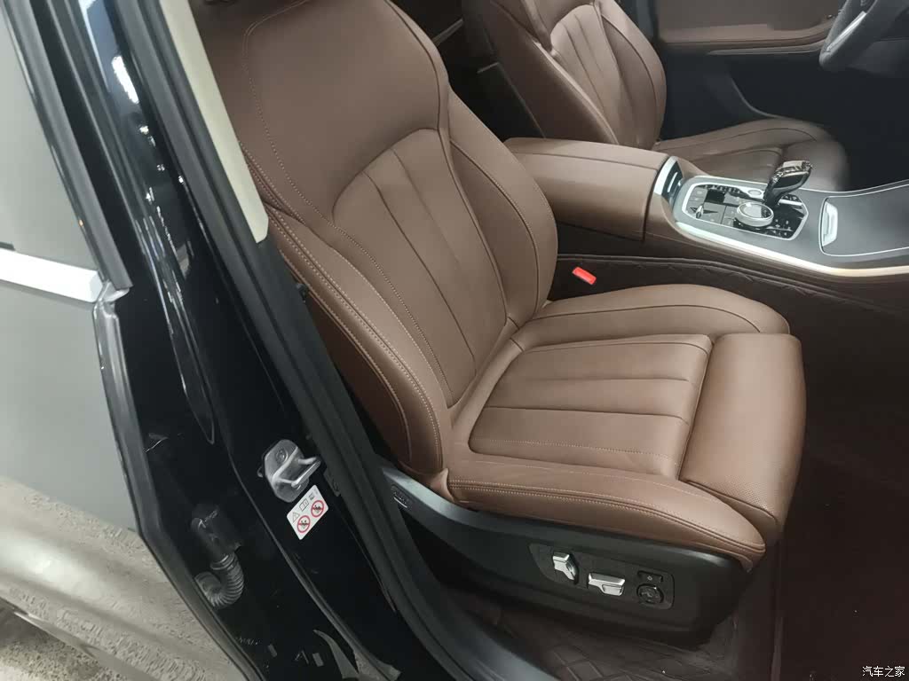BMW X5, 2021 25