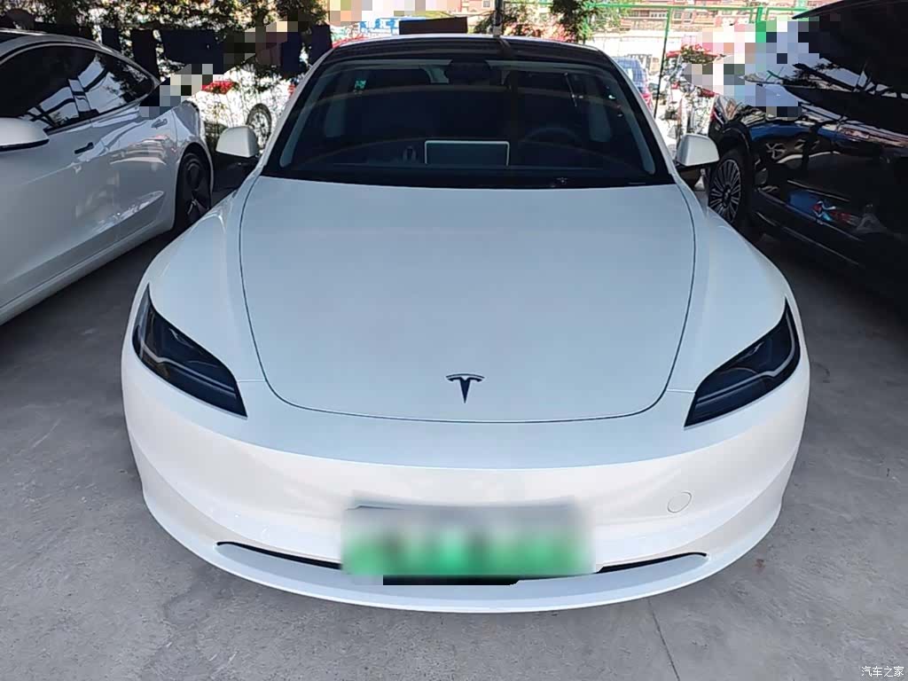 Tesla Model 3, 2024 3