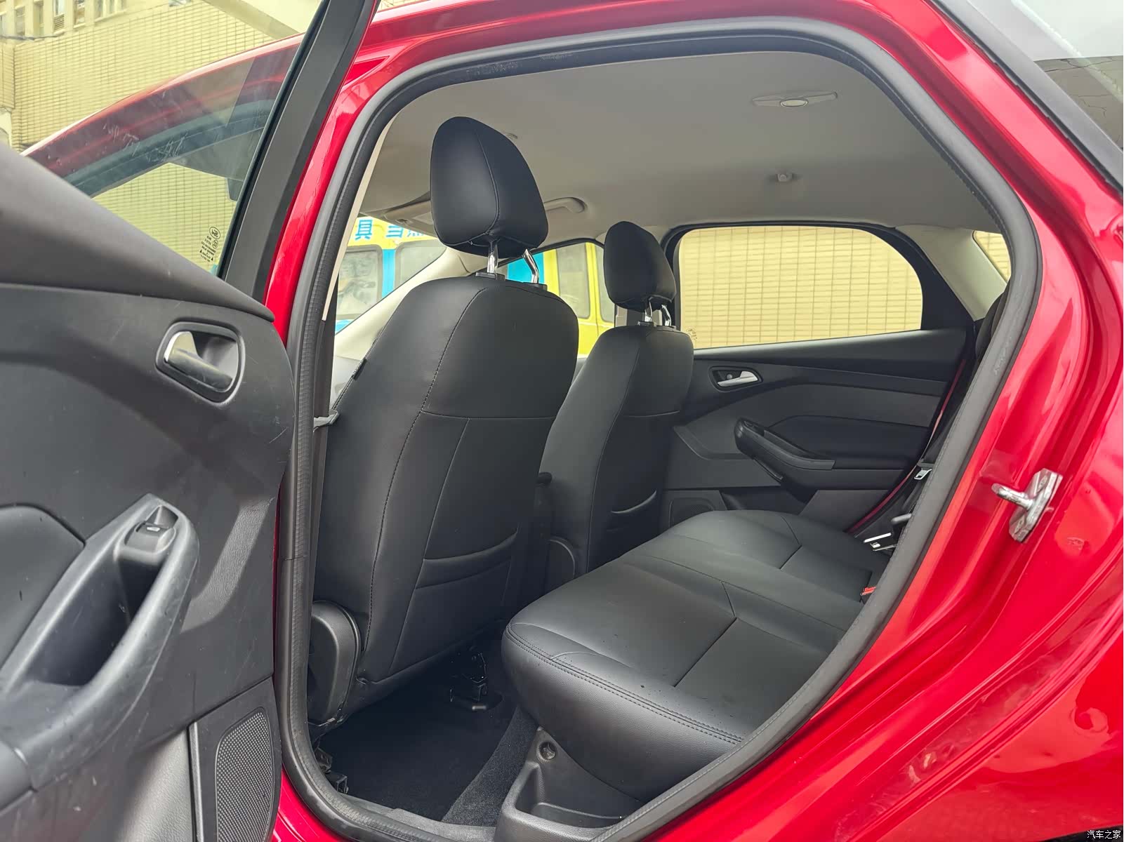 Ford Focus, 2014 7