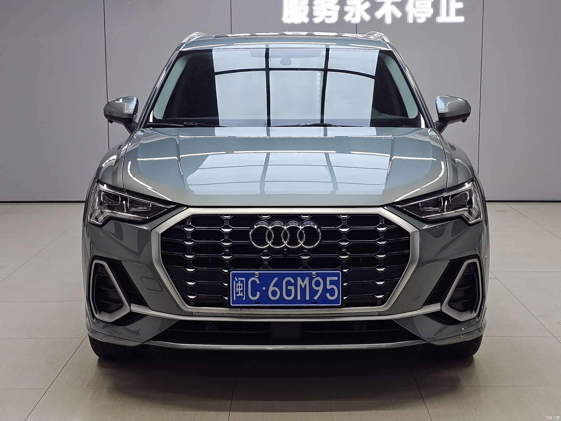 Audi Q3, 2022 2