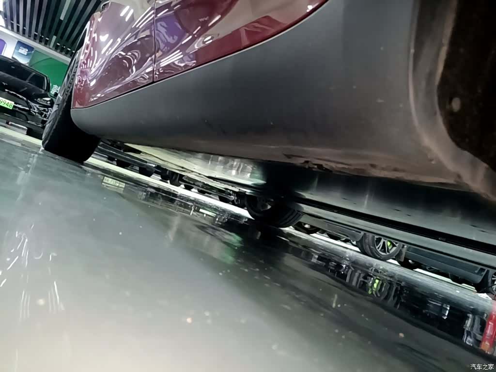 Tesla Model Y, 2022 22