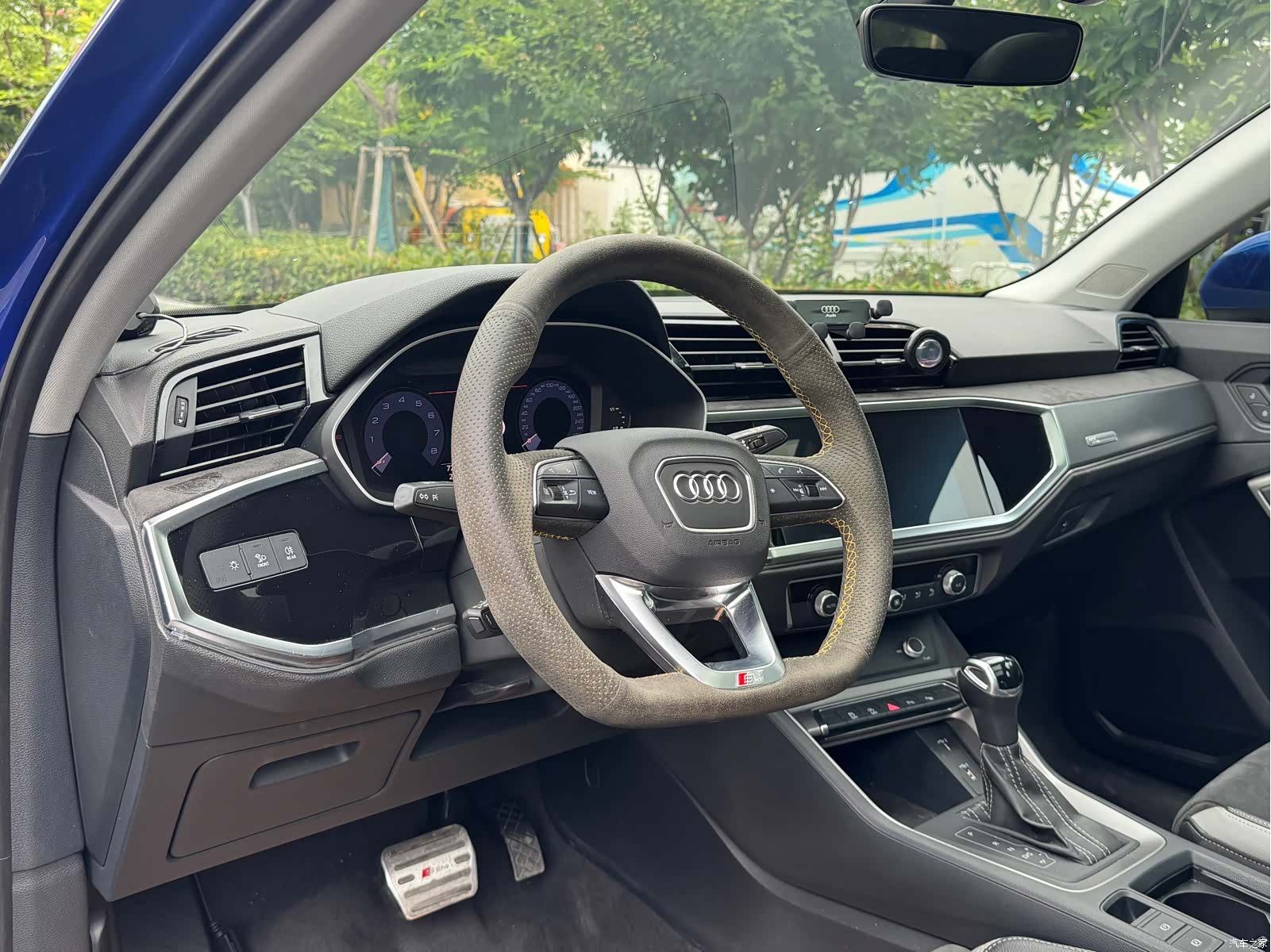 Audi Q3, 2021 8