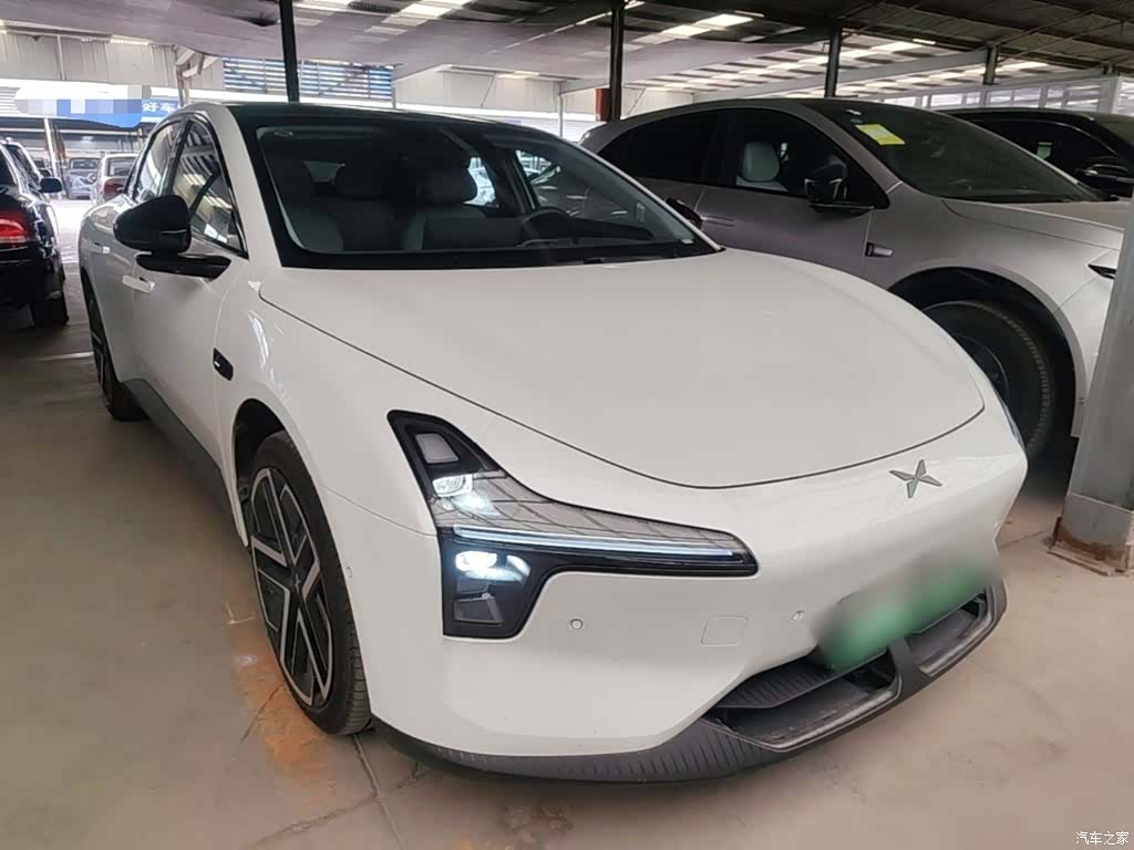 Xpeng Mona M03, 2025 4