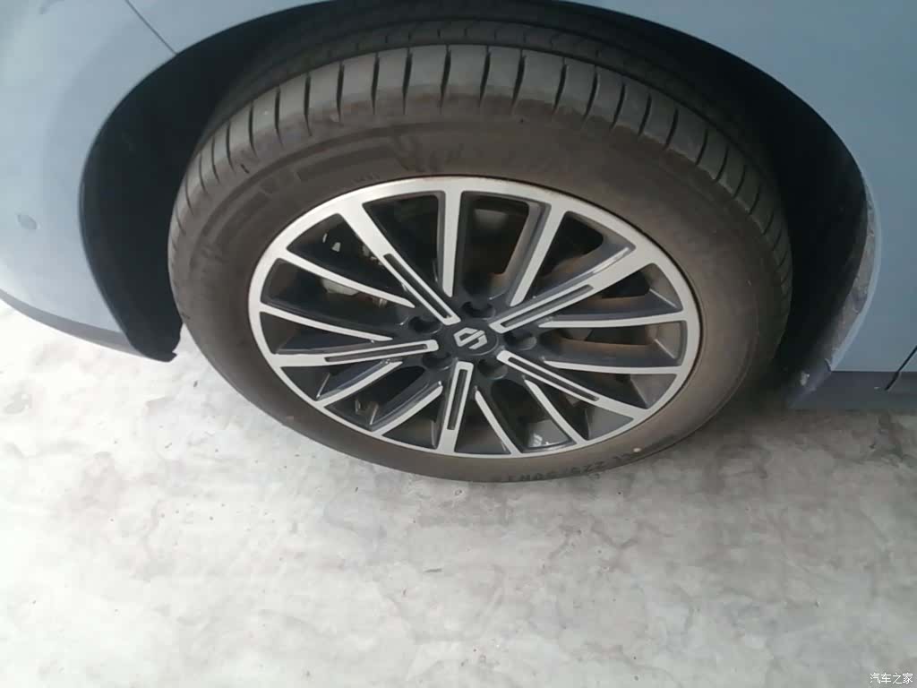Leapmotor B10, 2025 23