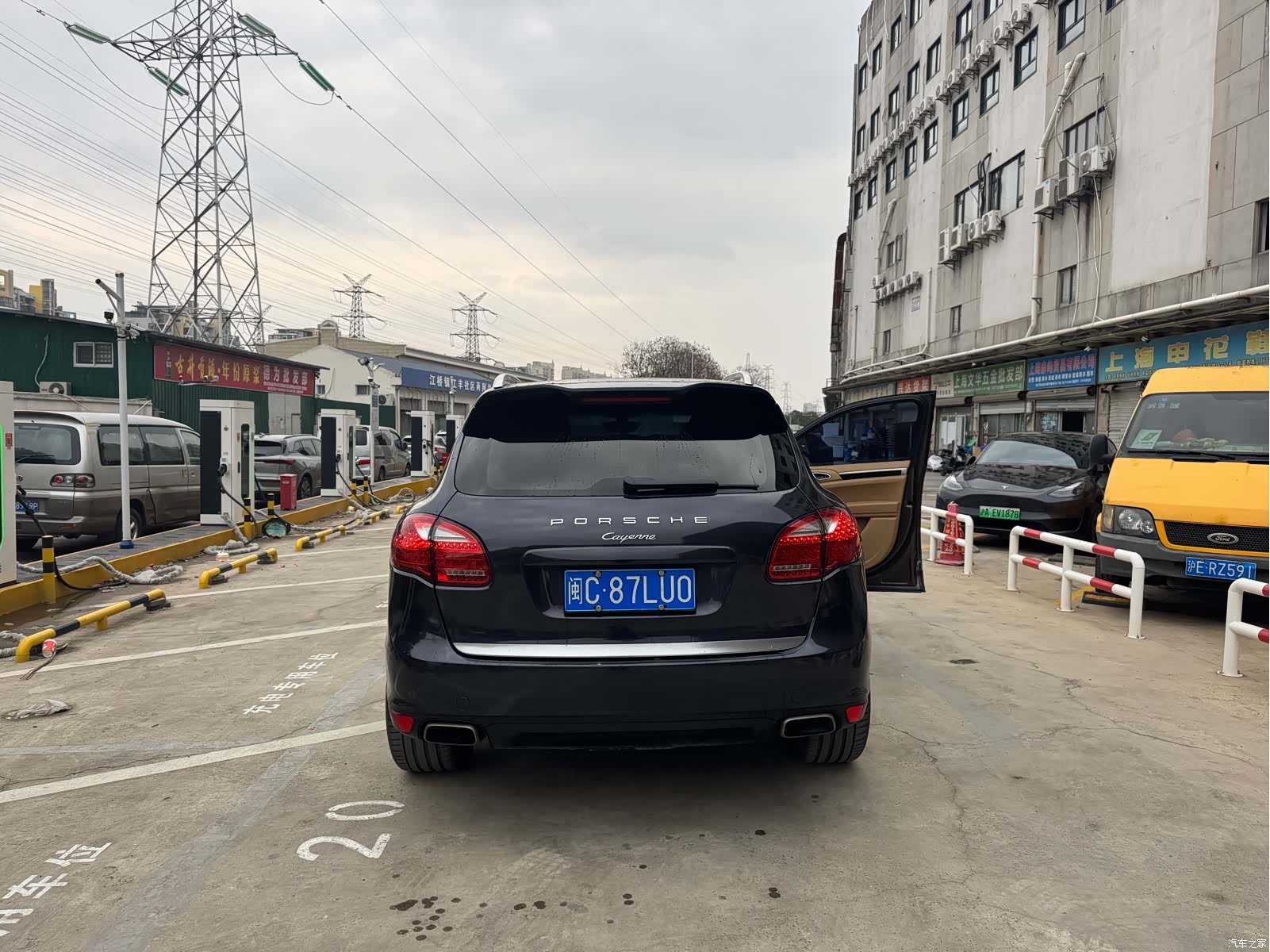 Porsche Cayenne, 2013 16