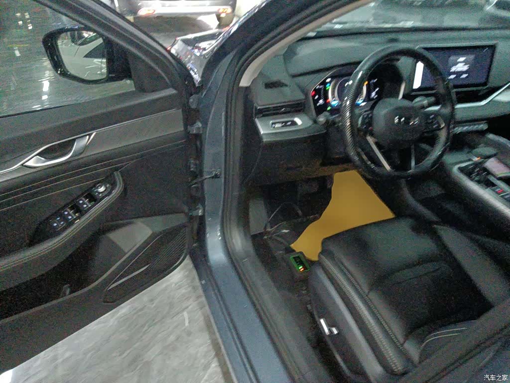 Geely Preface, 2022 12