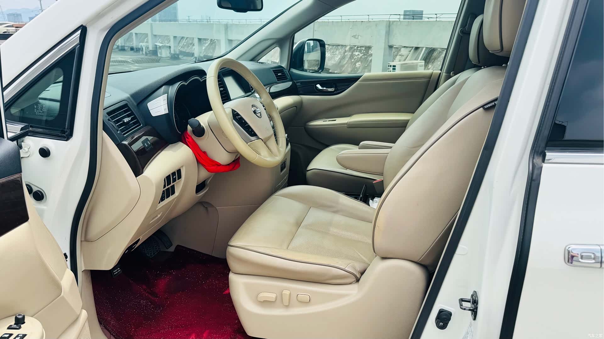 Nissan SL, 2016 9