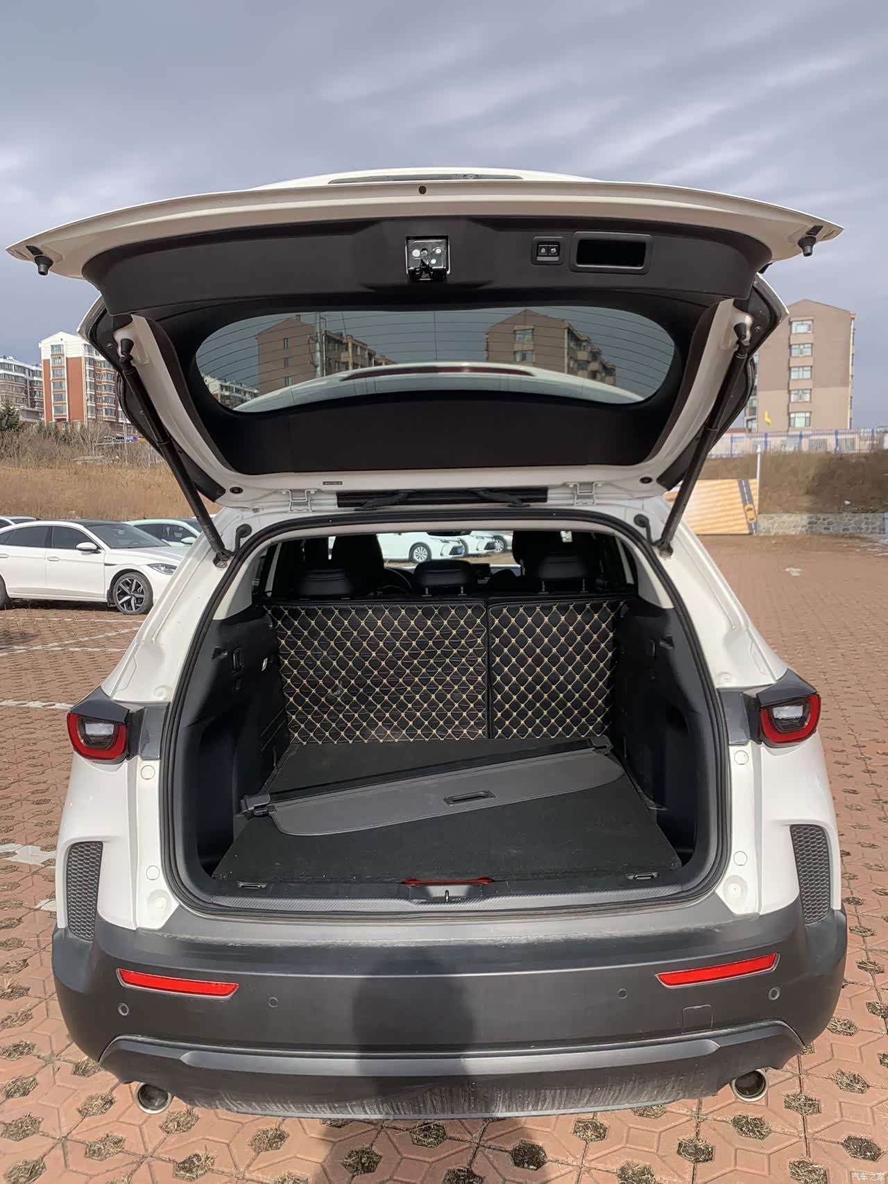Mazda CX-50, 2023 14