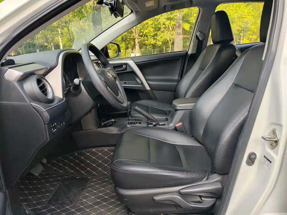 Toyota RAV4 Rongfang