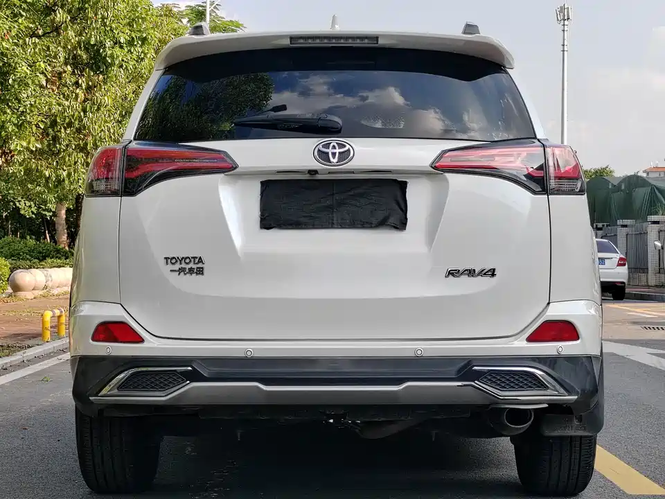 Toyota RAV4 Rongfang