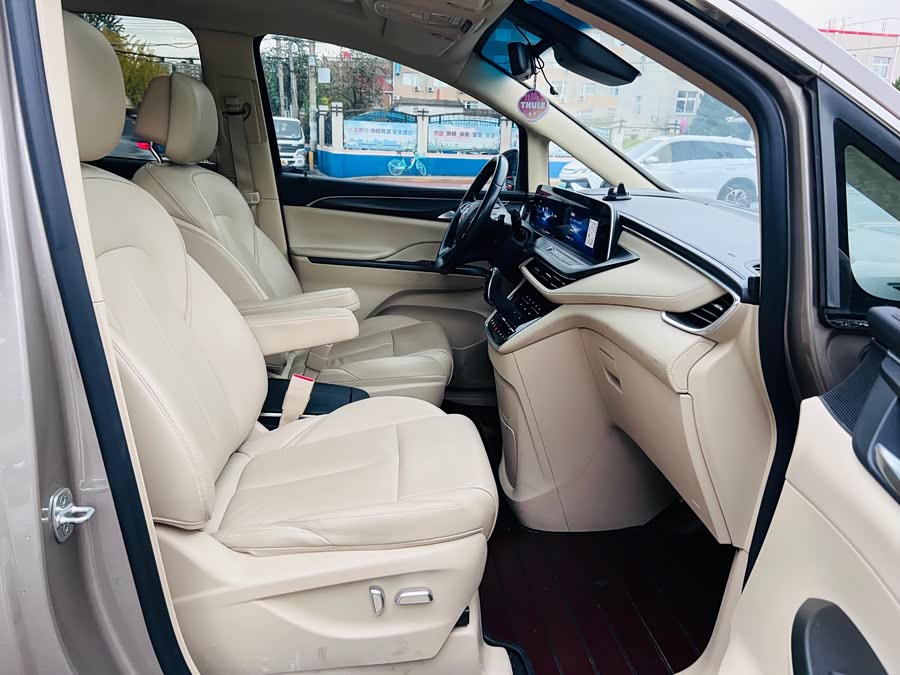 Buick GL8 2023, фото 27