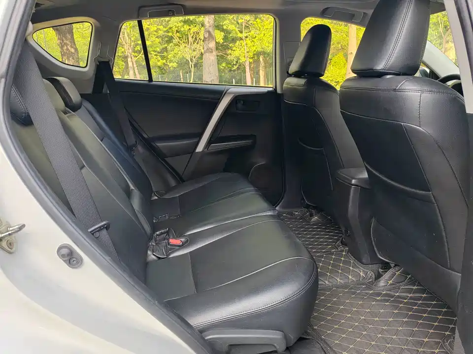 Toyota RAV4 Rongfang