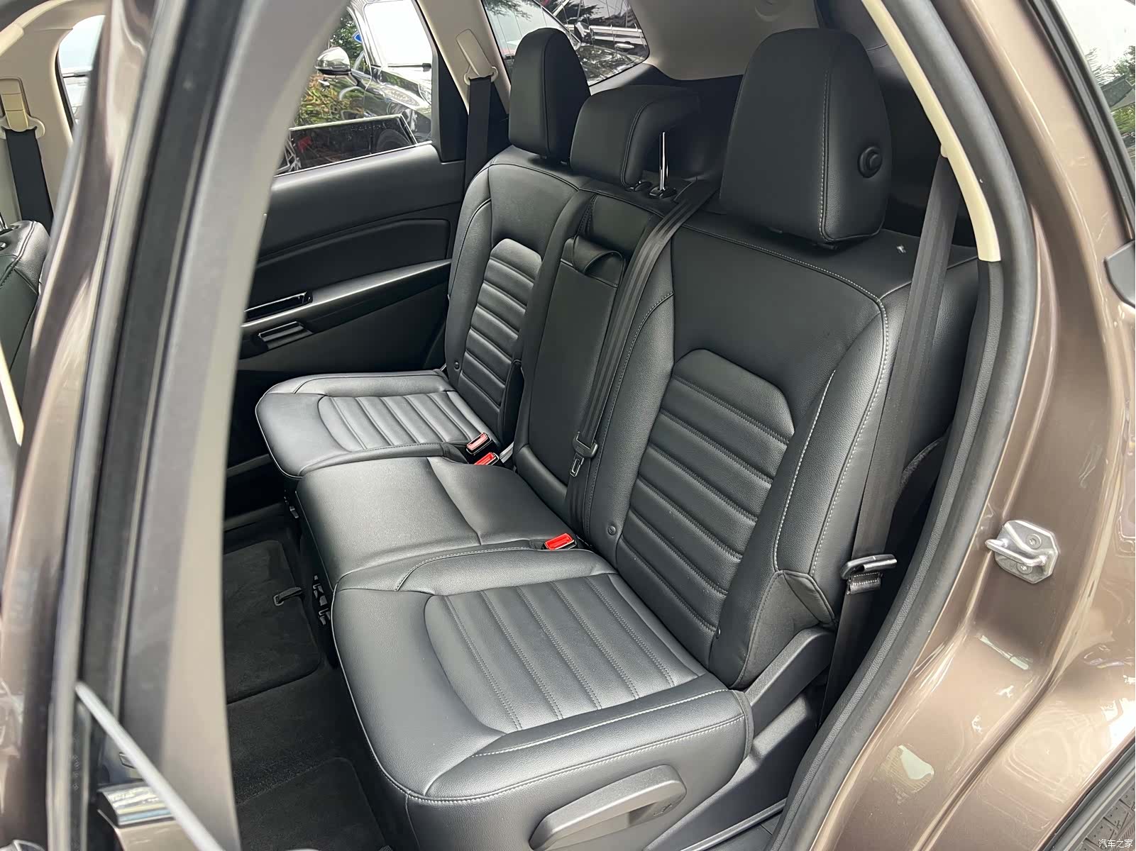 Ford Edge, 2020 12