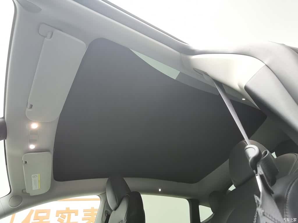 Tesla Model Y, 2023 14