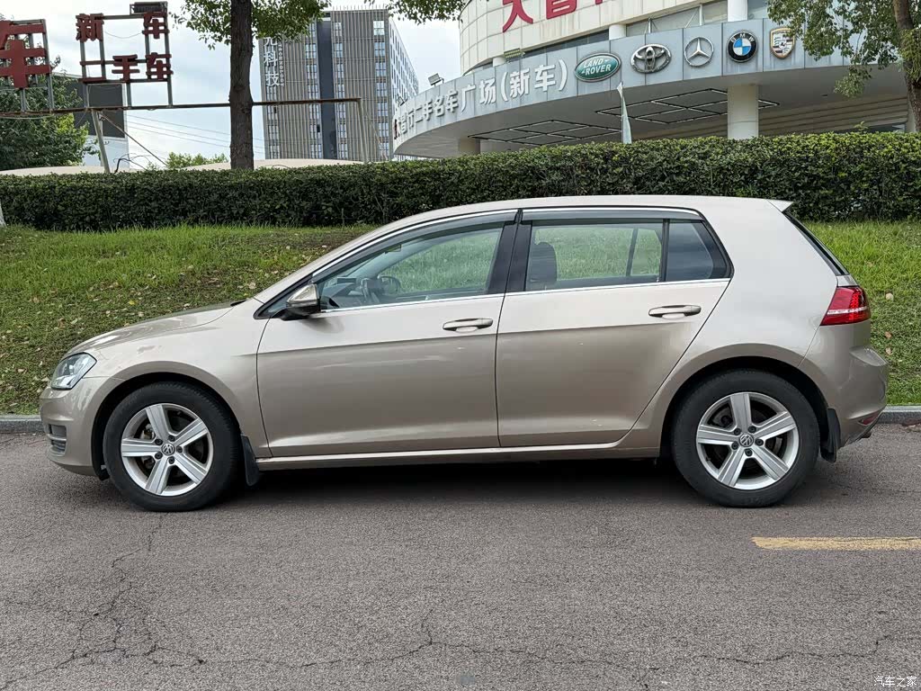 Volkswagen Golf, 2016 3