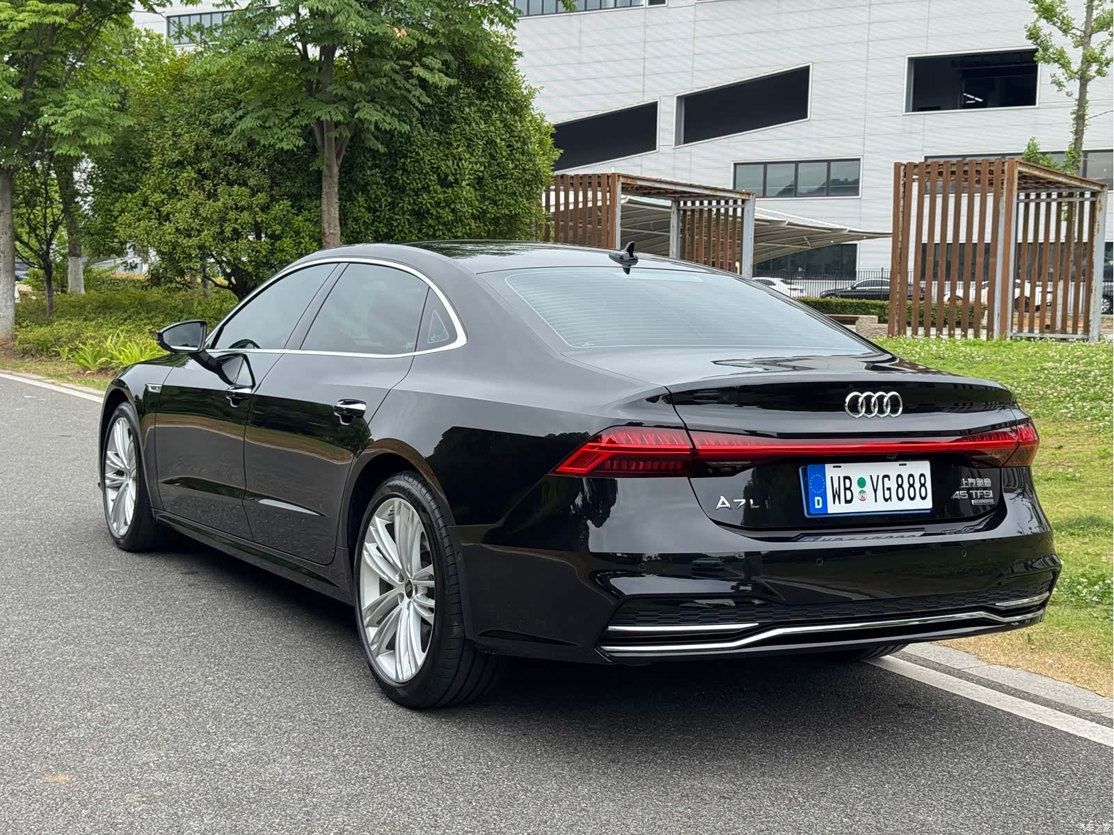 Audi A7L, 2025 все фото