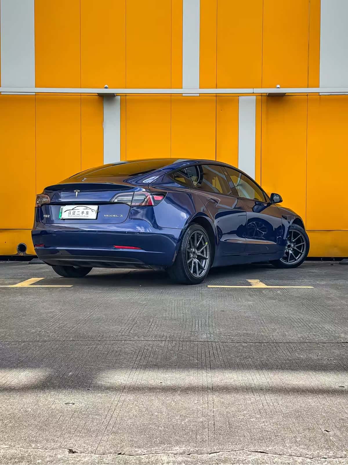 Tesla Model 3, 2021 3