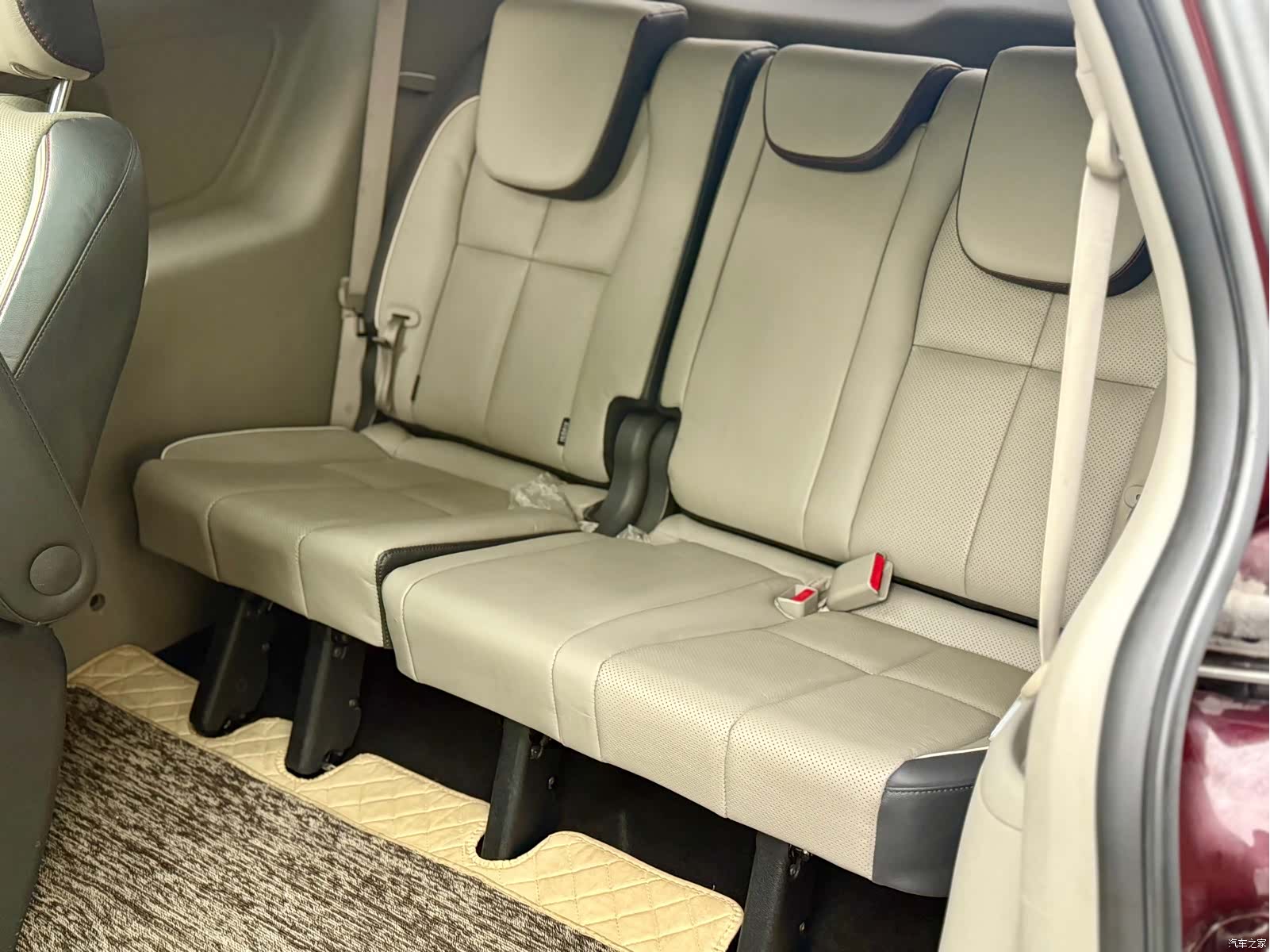 Kia Carnival, 2016 16