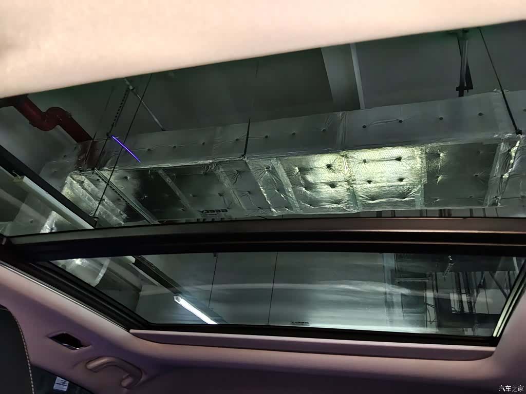 Geely Preface, 2022 18