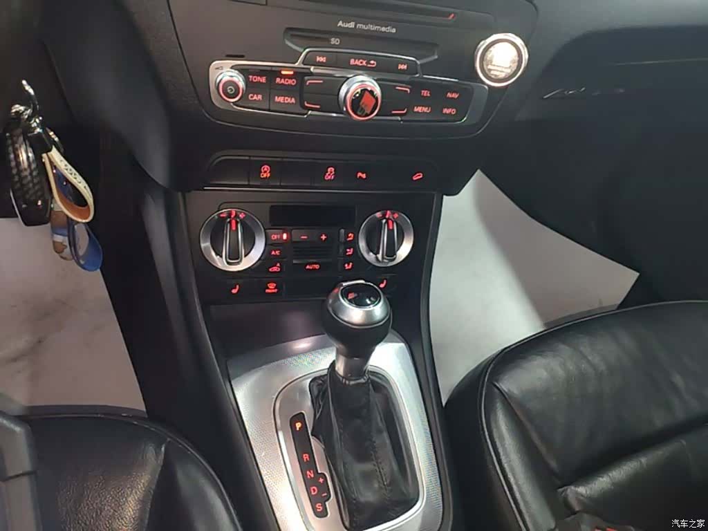Audi Q3, 2015 10