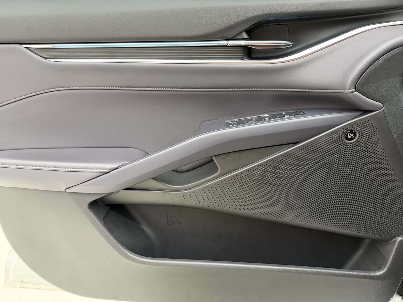Ford Mondeo, 2025 22