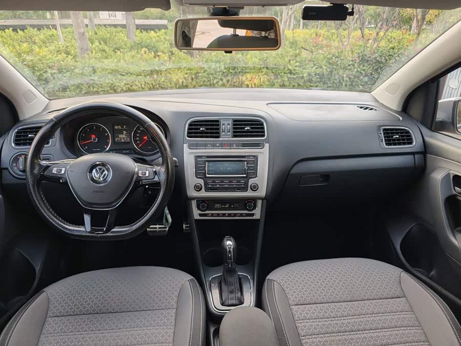Volkswagen Polo 2015, фото 21