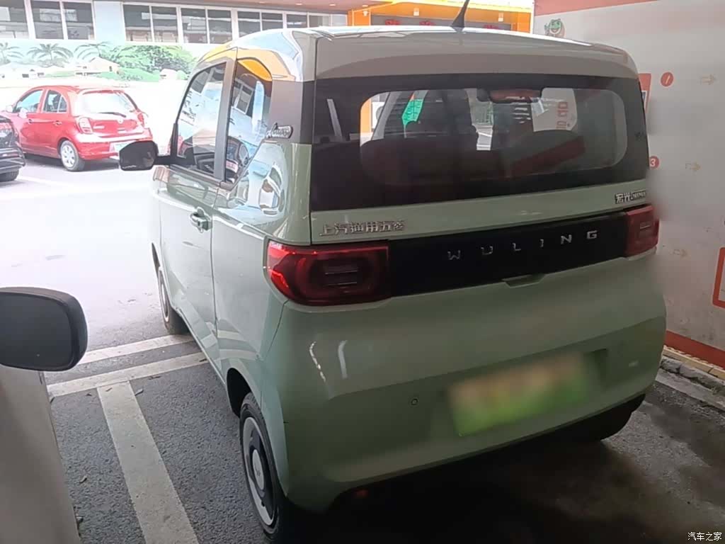 Wuling MINIEV, 2022 все фото