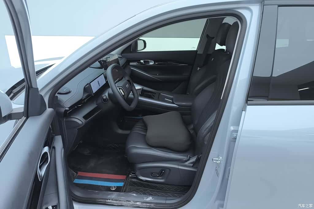 Geely Galaxy E5, 2025 9