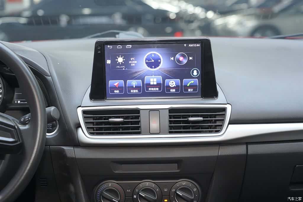 Mazda Mazda3, 2019 14