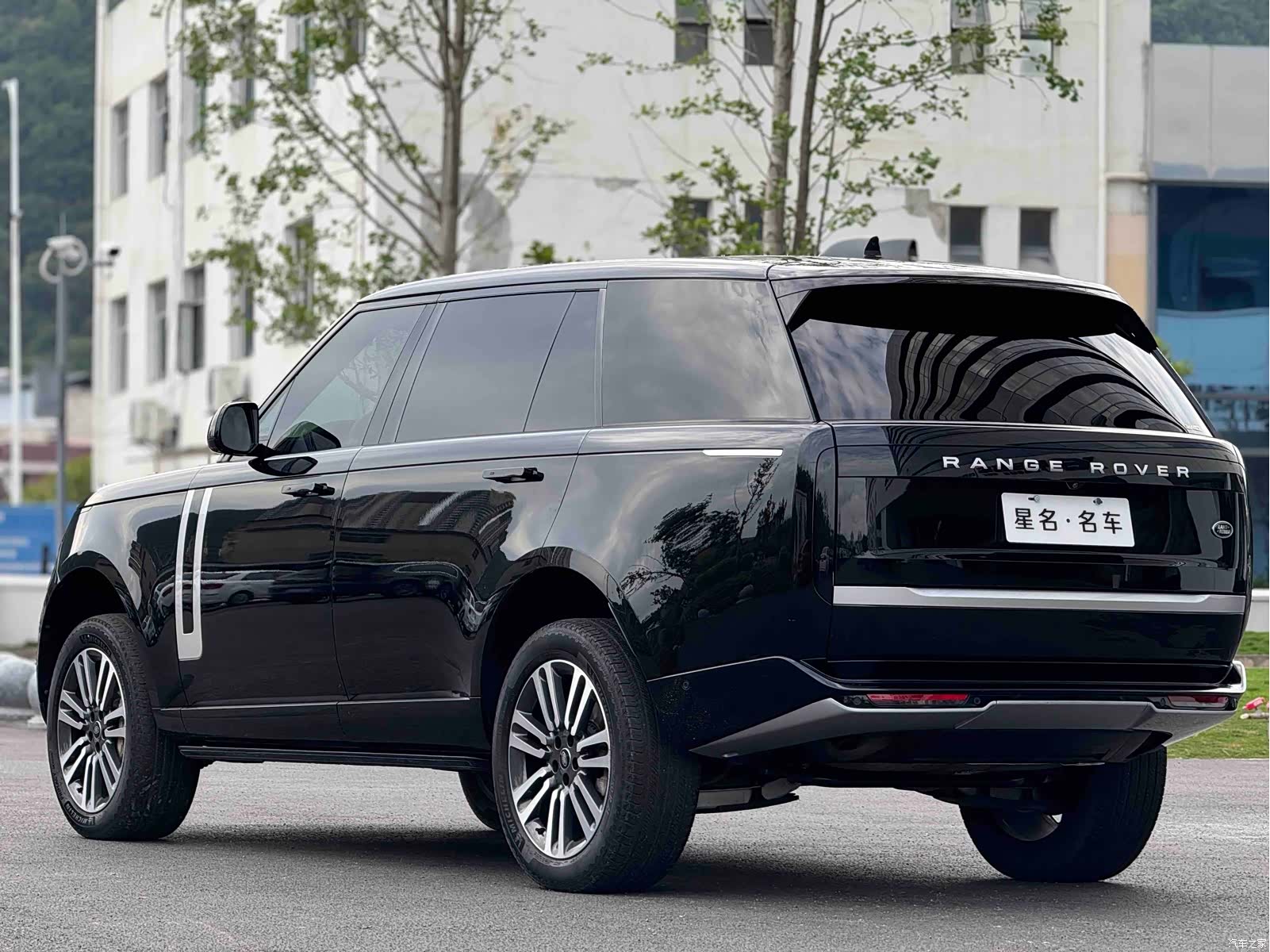 Land Rover Range Rover, 2023 14