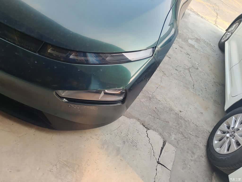 Xpeng P7, 2022 24