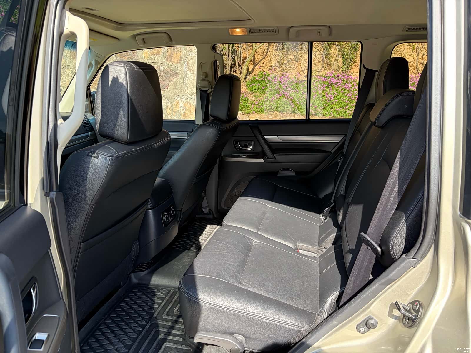 Mitsubishi Pajero, 2016 22