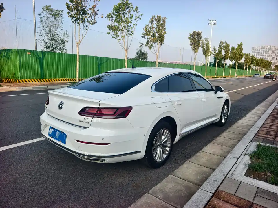 Volkswagen CC