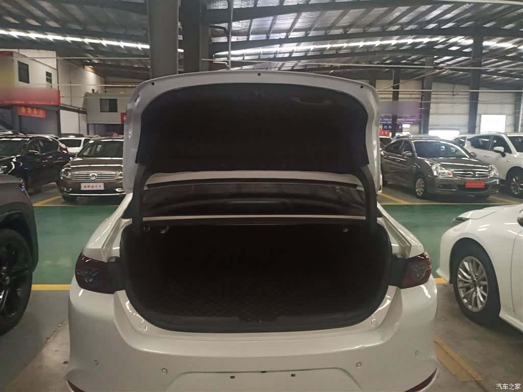 Mazda Mazda3, 2024 19
