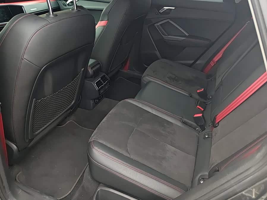 Audi Q3 2021, фото 11