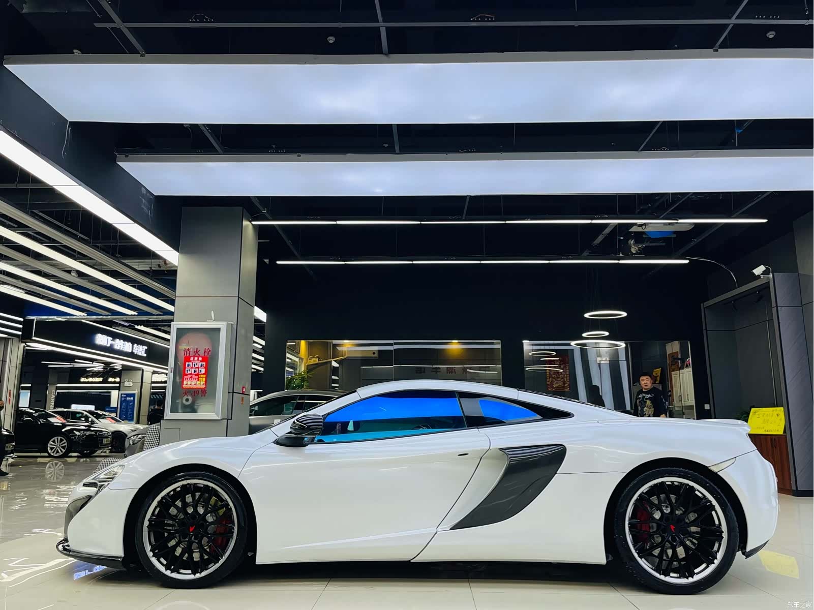 McLaren 12C, 2016 4
