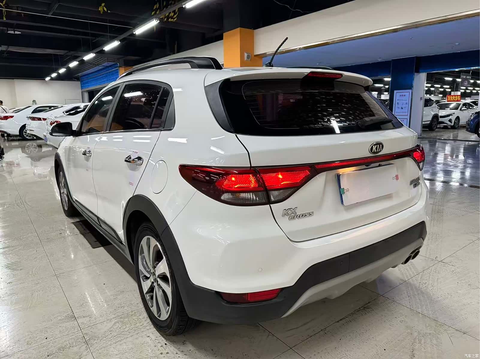 Kia KX, 2019 8
