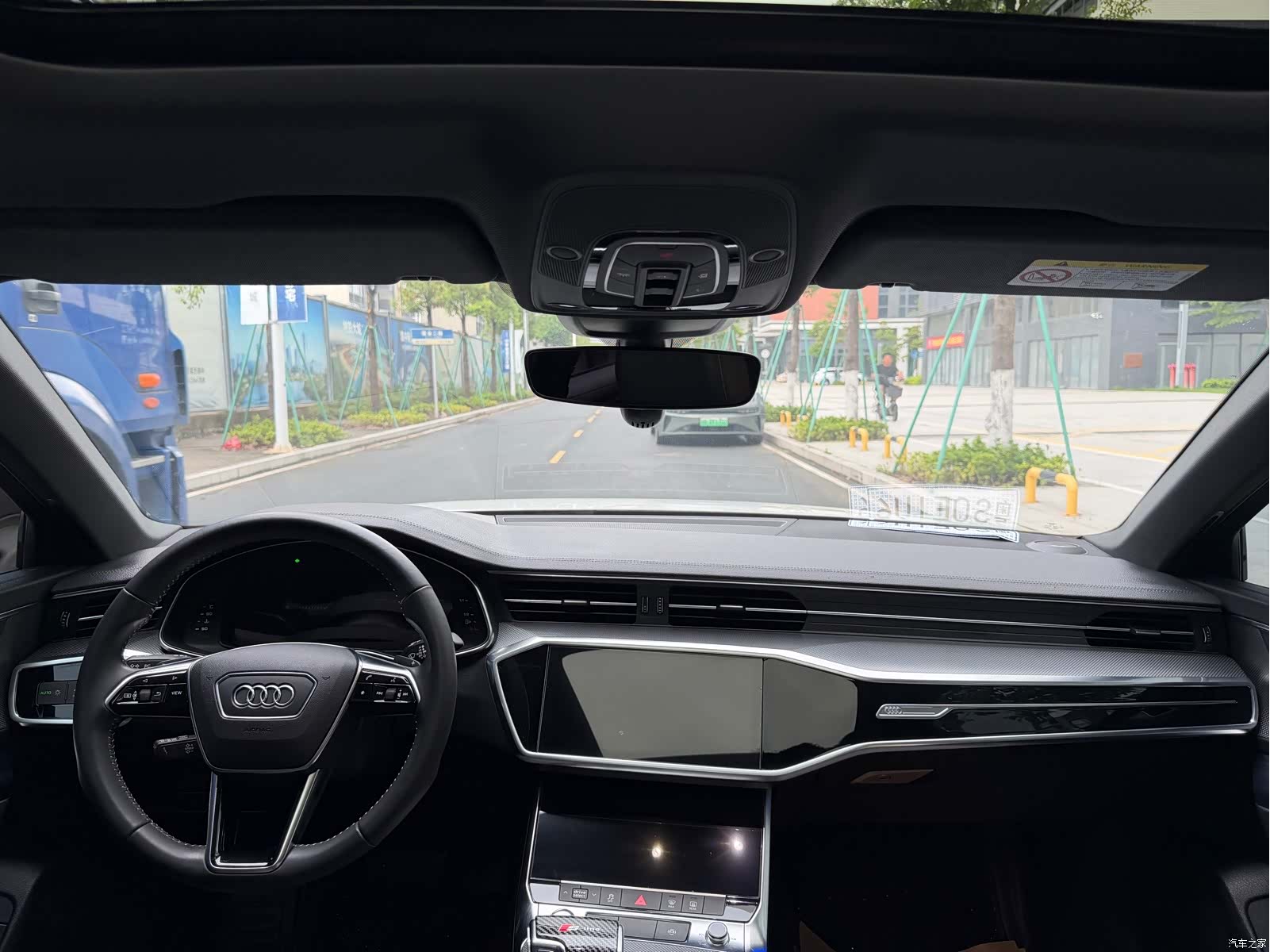 Audi A6L, 2019 все фото