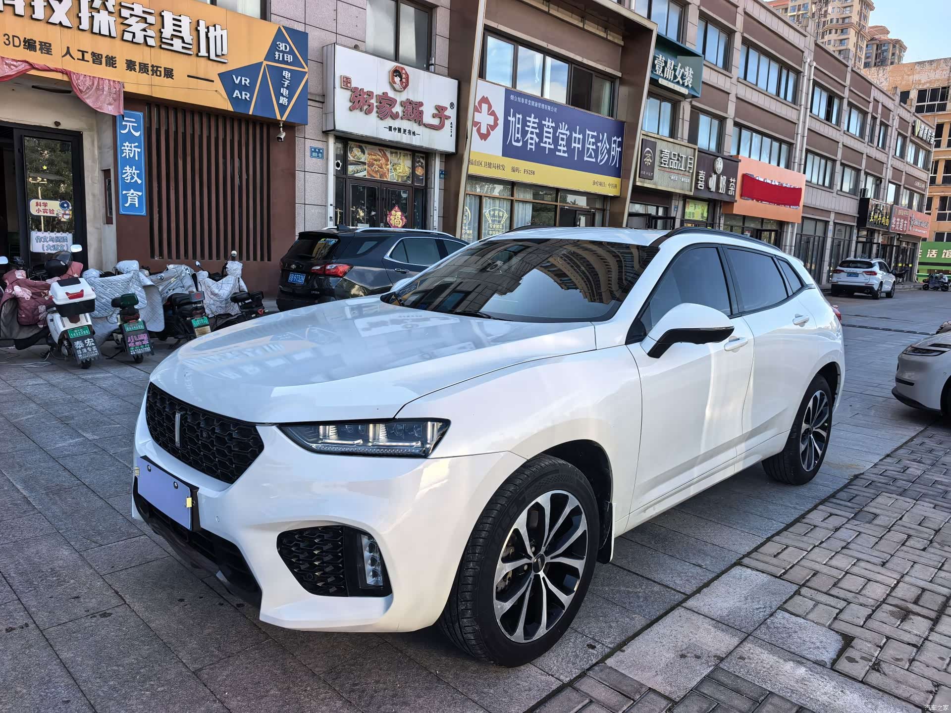 WEY VV7, 2017 1