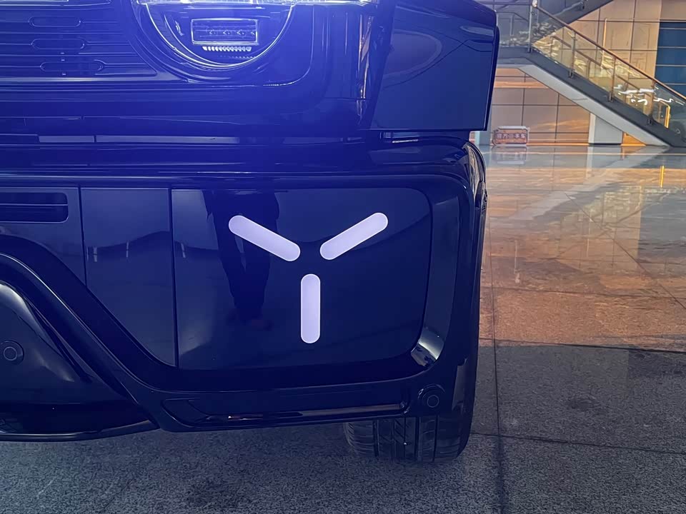 CrossBoundary Co-creation tank 300