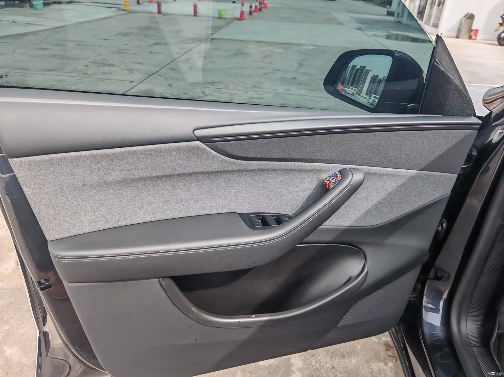 Tesla Model Y, 2025 6