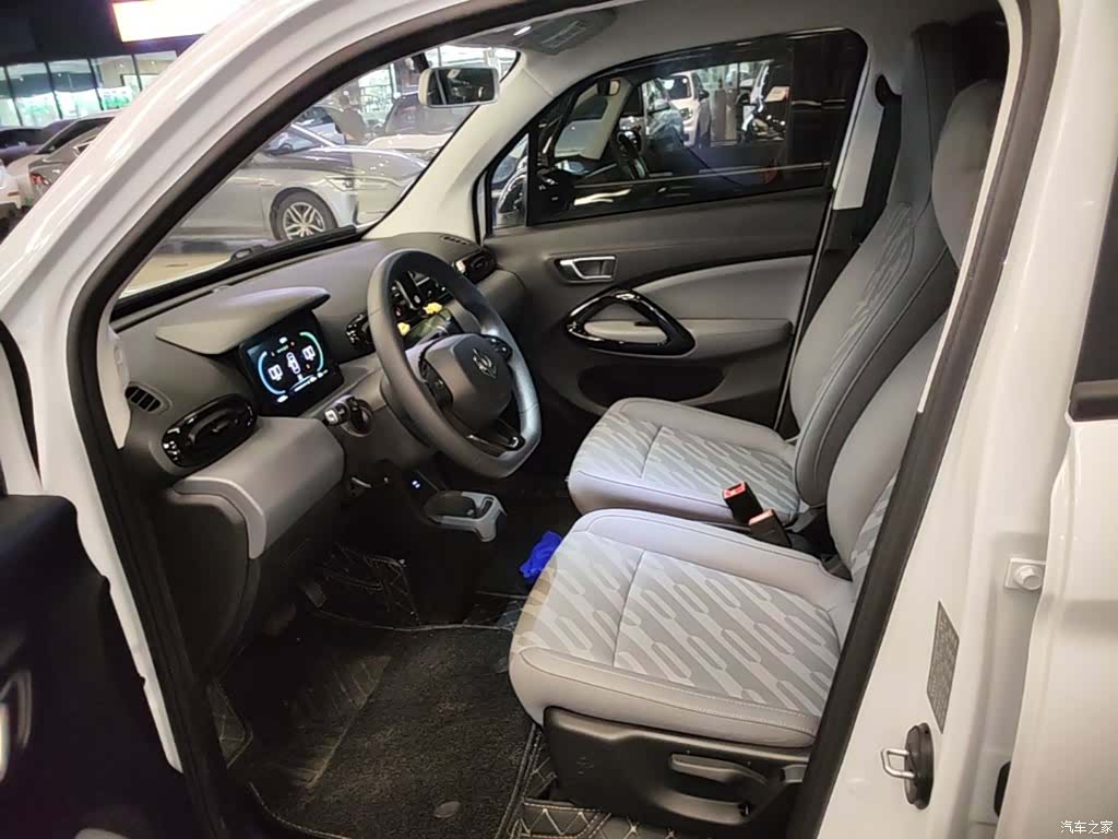 Leapmotor T03, 2025 15