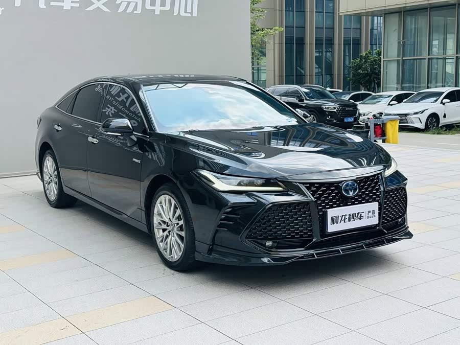 Toyota Avalon 2023, фото 3