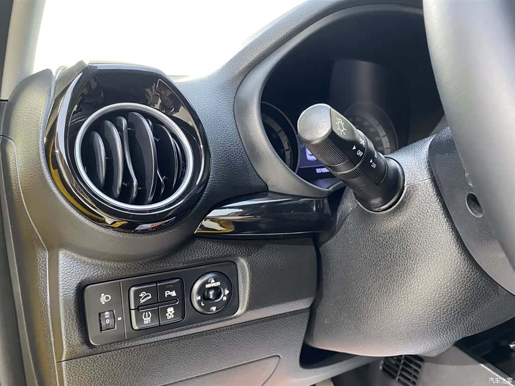 Kia KX1, 2023 10