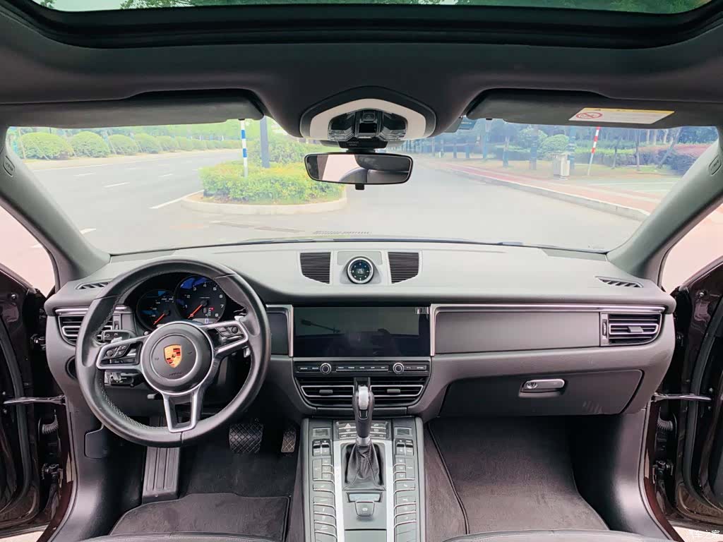 Porsche Macan, 2019 12