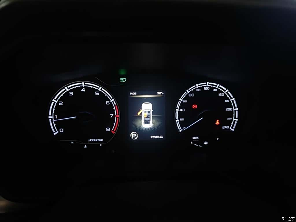 Geely X6, 2022 12