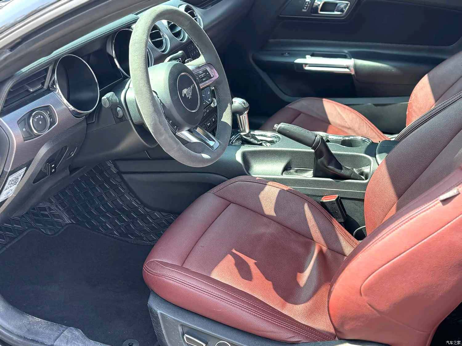 Ford Mustang, 2017 7