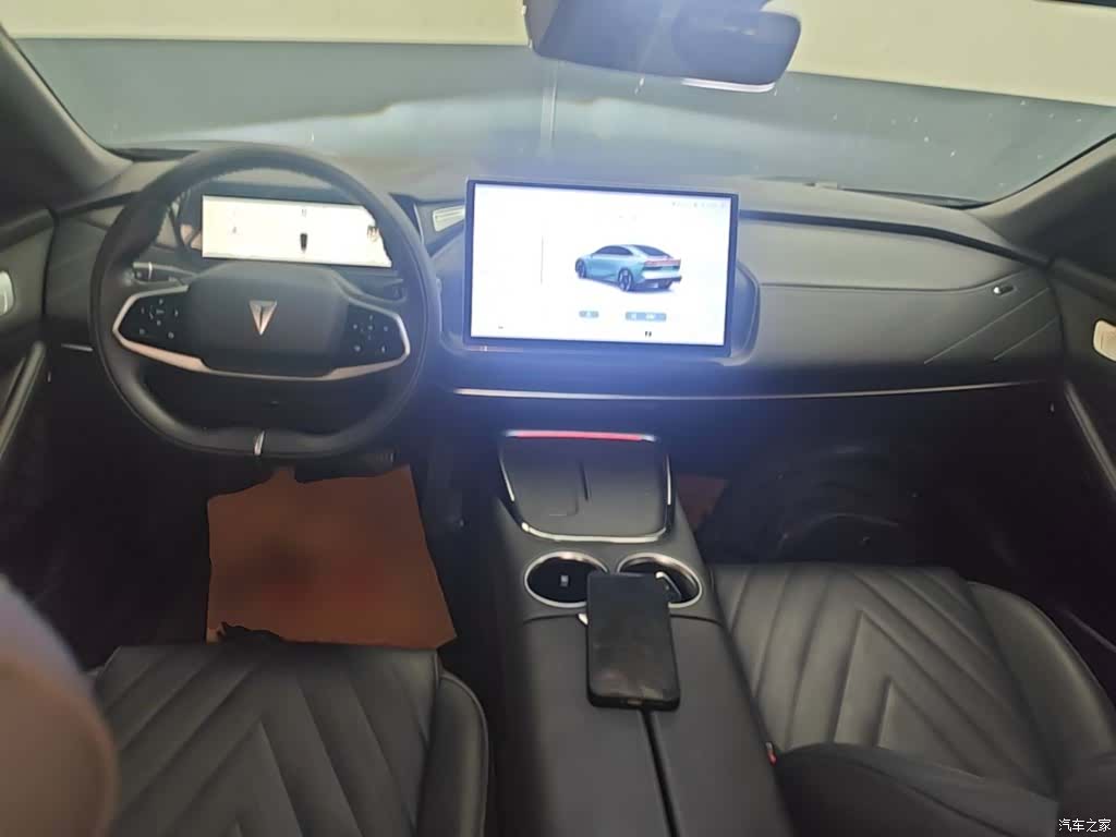 Deepal SL03, 2025 10