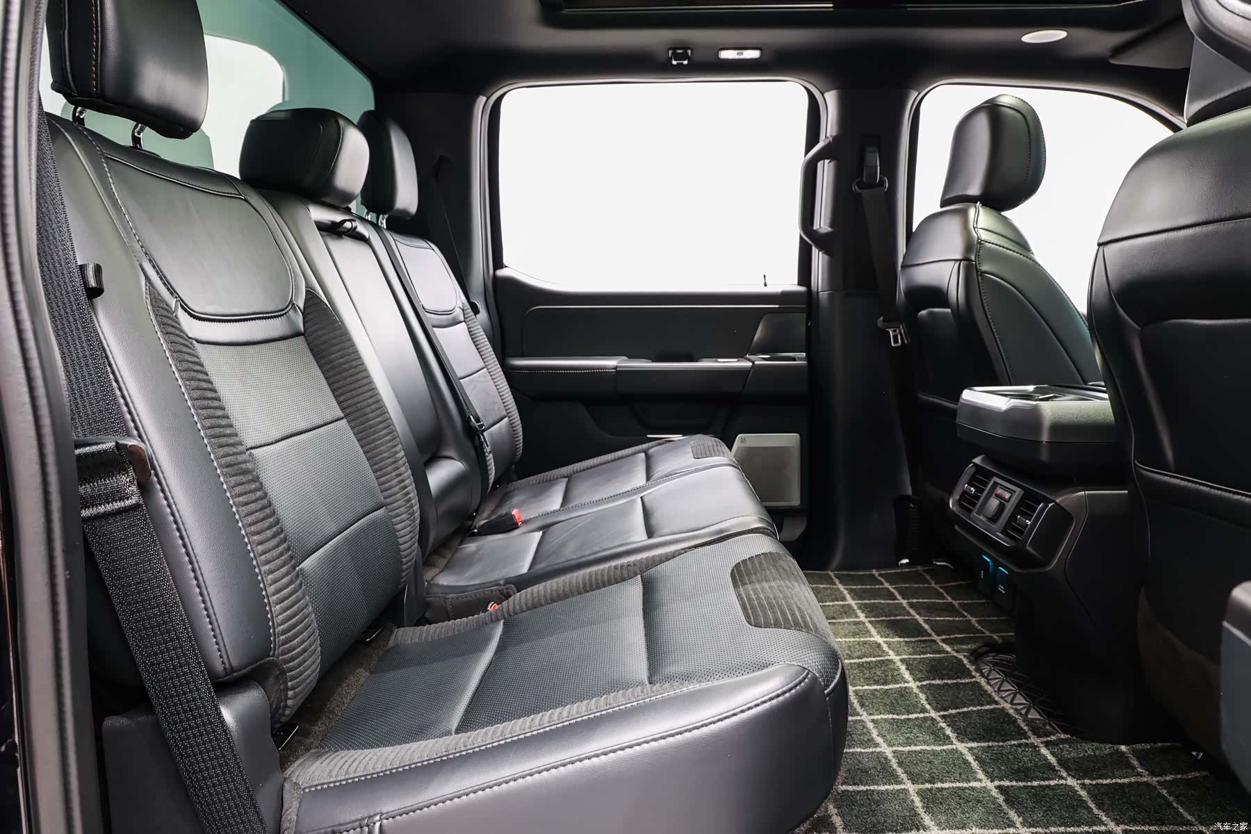 Ford F-150, 2023 11